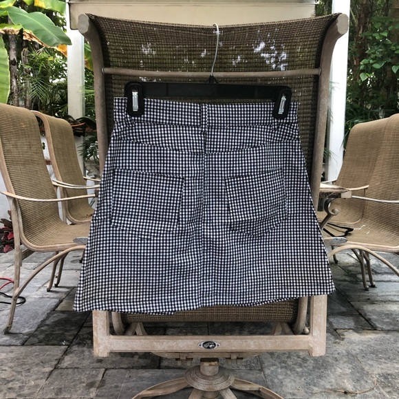 Brandy Melville Gingham mini skirt - Picture 5 of 6
